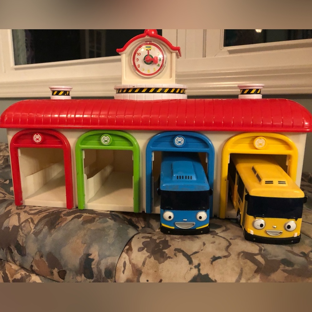 Tayo the little bus station